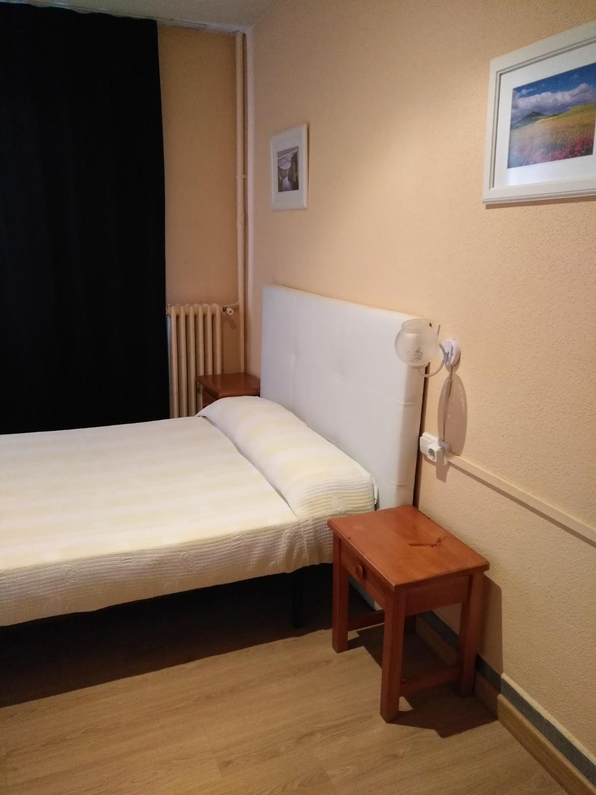 Hostal Porta De Nuria Ribes De Freser Eksteriør billede