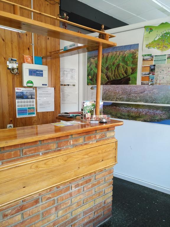 Hostal Porta De Nuria Ribes De Freser Eksteriør billede