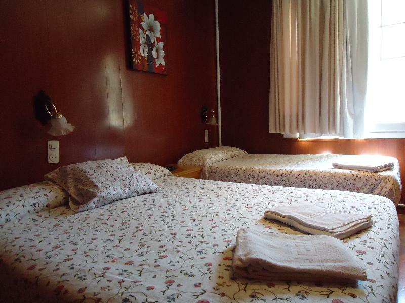 Hostal Porta De Nuria Ribes De Freser Eksteriør billede